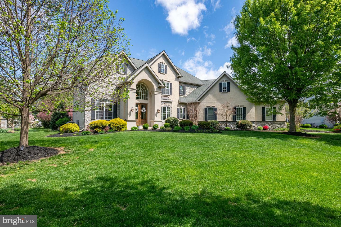 315 Sarsen Drive  Lititz PA 17543 photo