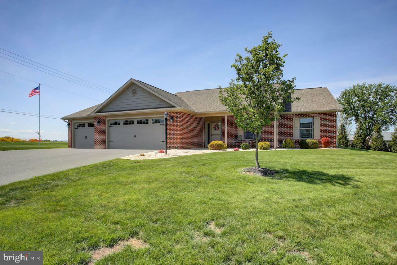 Property Photo: 737 Rising Sun Lane PA 17202
