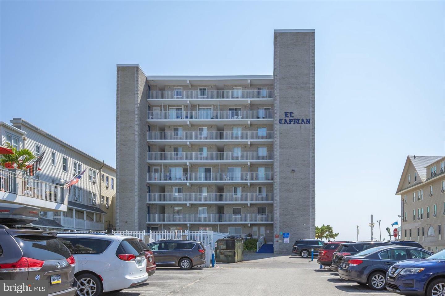 Property Photo: 401 Atlantic Avenue 204 MD 21842