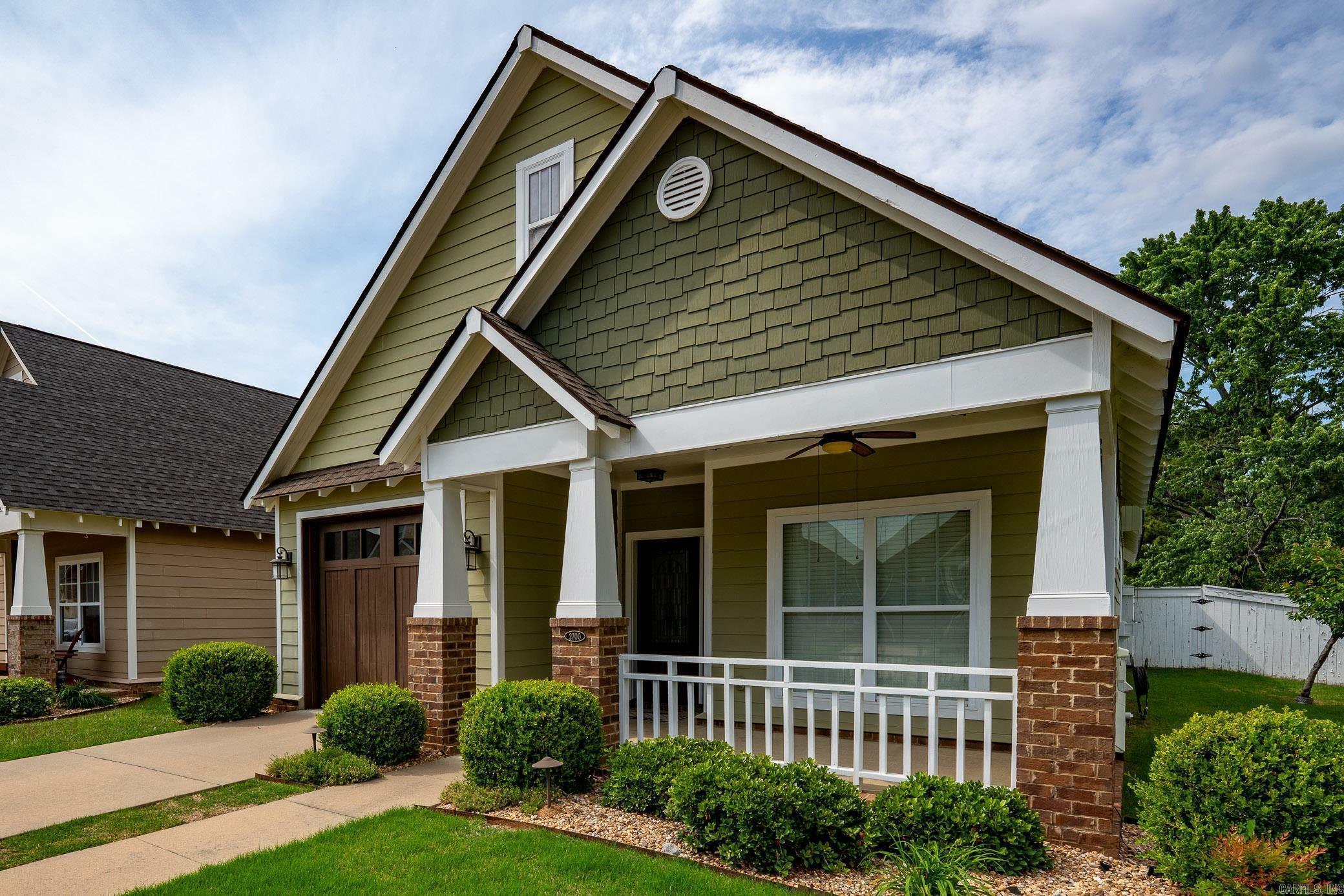 Property Photo: 2700 Stonebrook Cove AR 72034