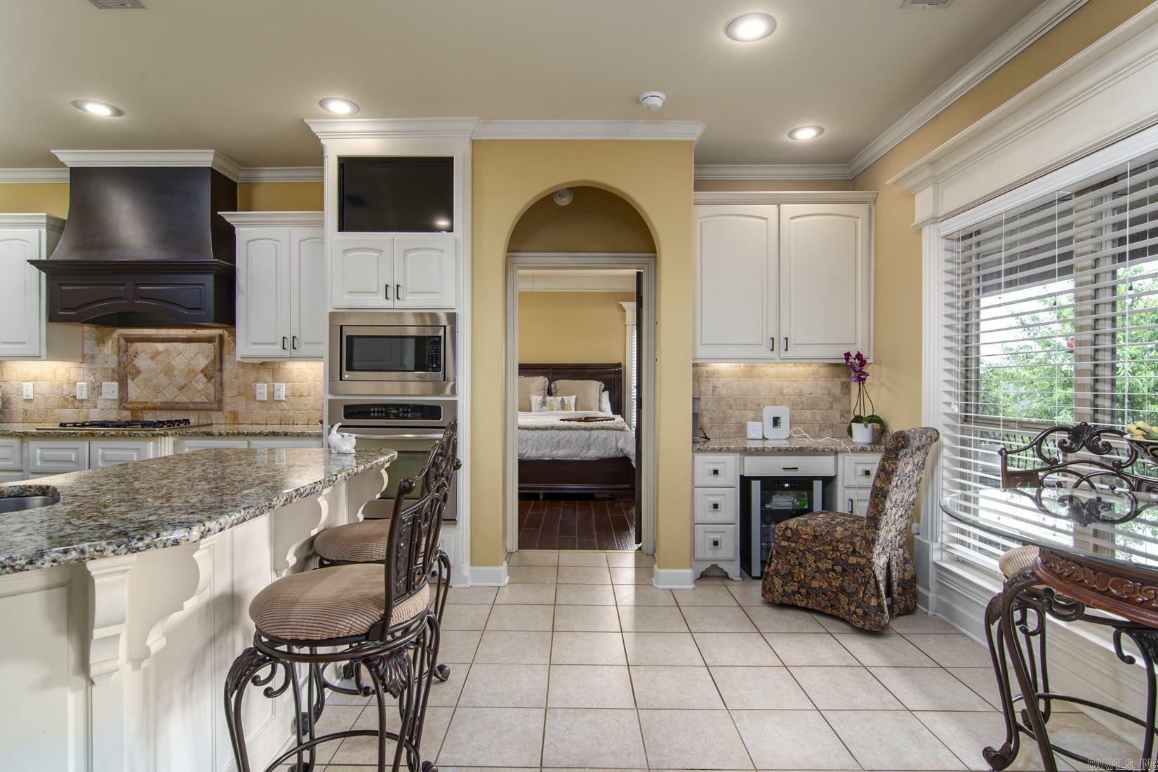Property Photo: 9241 Johnson Dr AR 72120