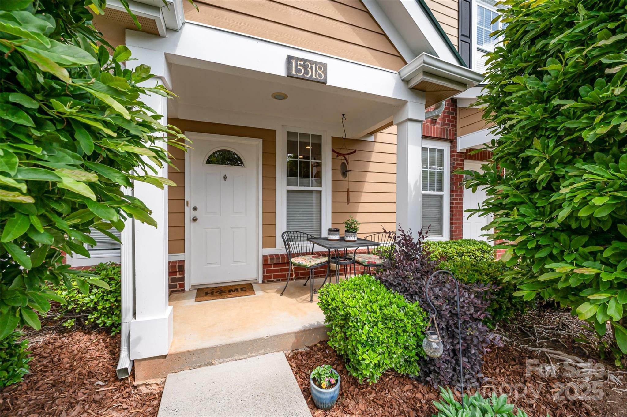 Property Photo: 15318 Coventry Court Lane NC 28277