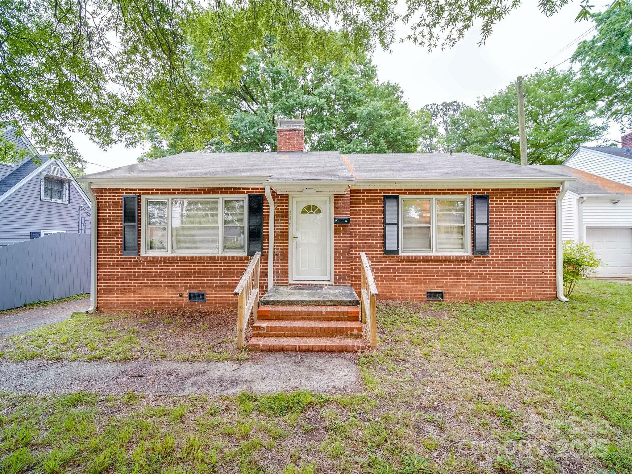 204 Oakdale Street  Gastonia NC 28054 photo