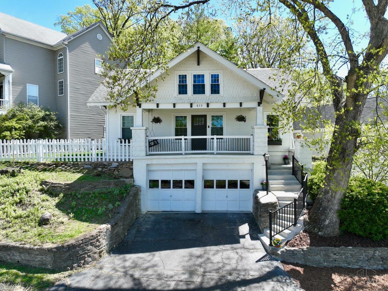 Property Photo: 610 Athens Avenue OH 45226