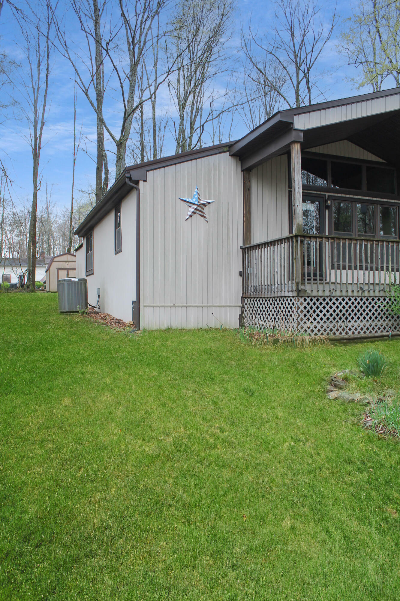 Property Photo: 84 Buccaneer Ln PA 15801