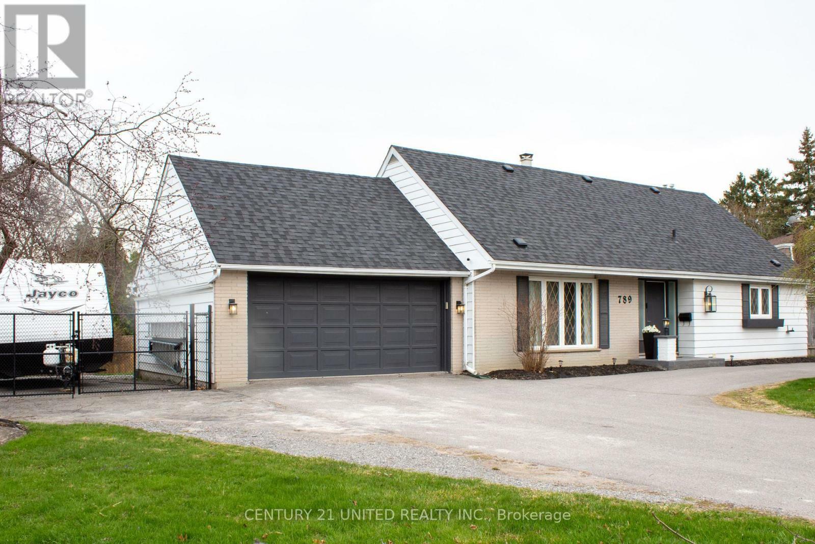 Property Photo: 789 Parkhill Road West ON K9J 7R5