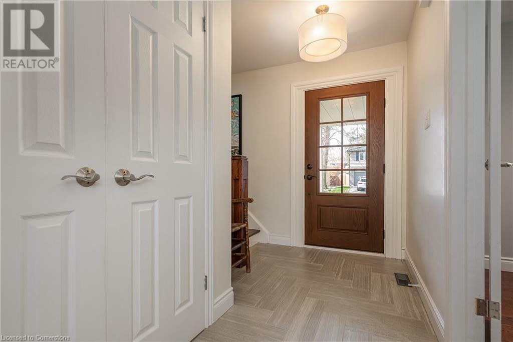 Property Photo: 411 Canterbury Crescent ON L6J 5K8