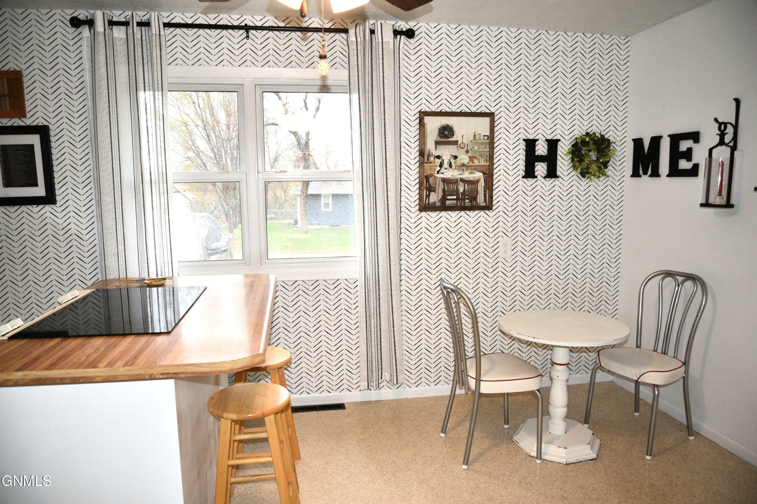 Property Photo: 1413 15th Street SE ND 58554