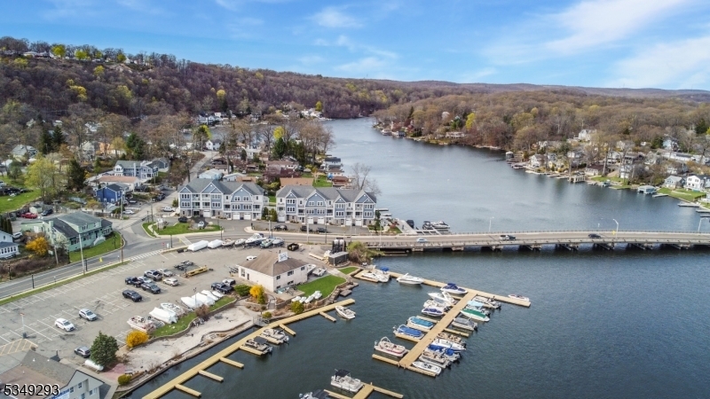 468 River Styx Rd  Hopatcong Boro NJ 07843 photo