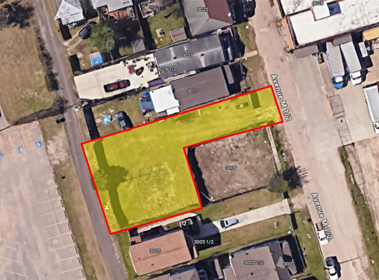 Property Photo:  3013 Avenue M 1/2  TX 77550 
