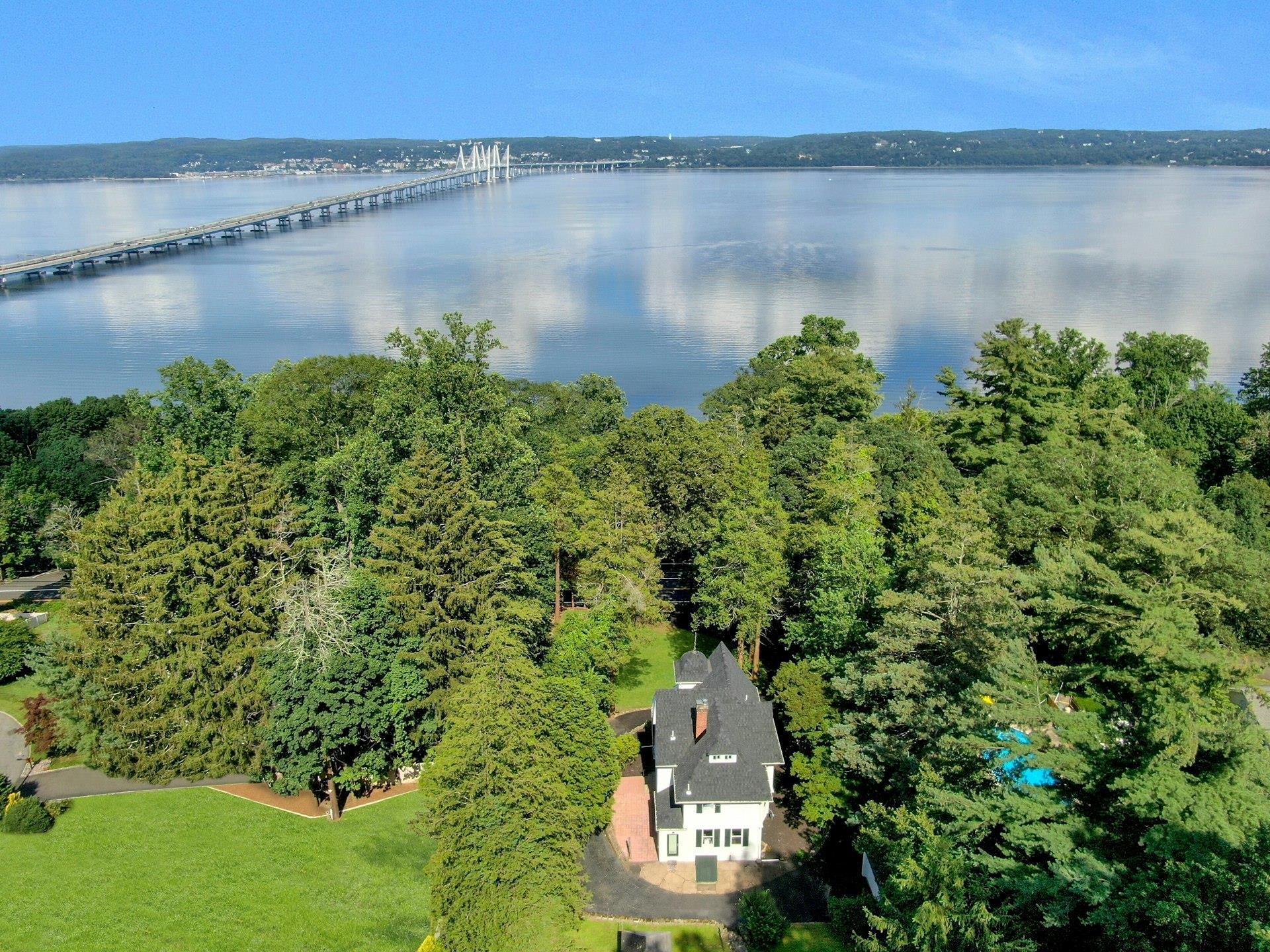 1002 Route 9W  Nyack NY 10960 photo