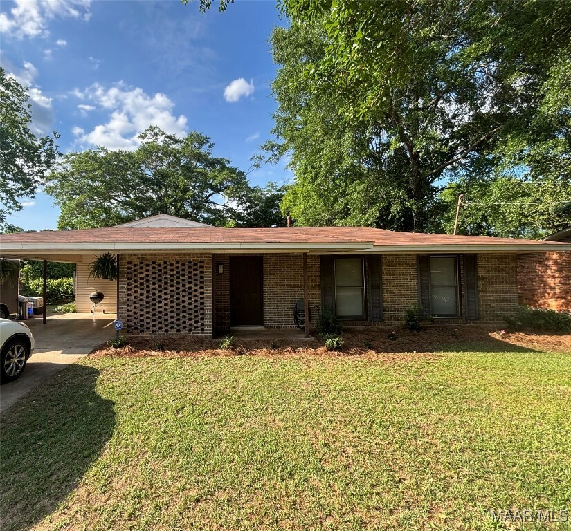 Property Photo:  5813 Wares Ferry Road  AL 36117 