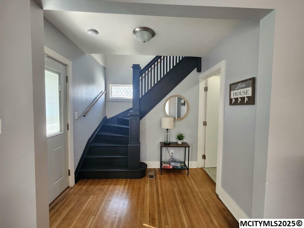 Property Photo: 400 N 5th St IA 50428