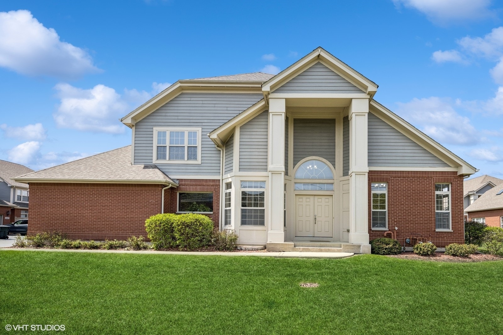 Property Photo: 4402 Lainie Circle IL 60026
