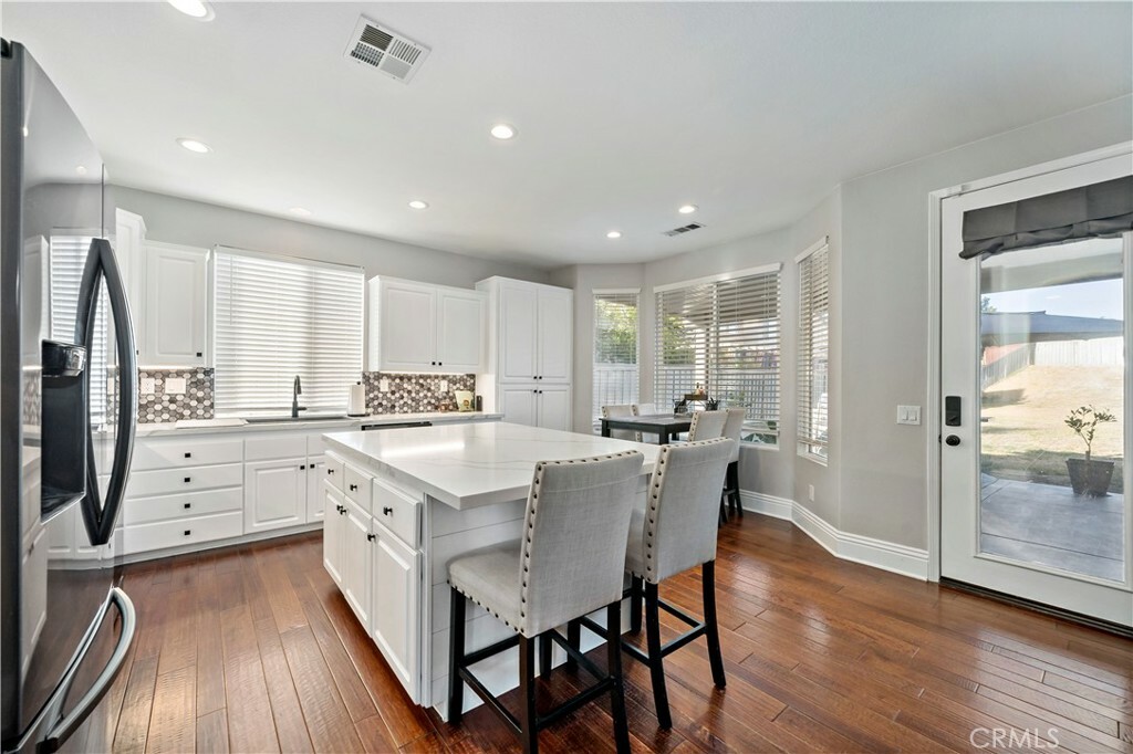 Property Photo:  27697 Sonora Circle  CA 92591 