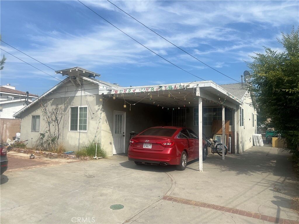 Property Photo:  13154 Garber Street  CA 91331 