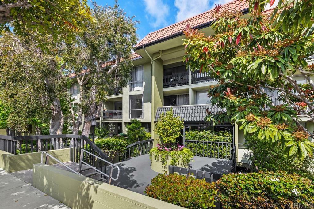 Property Photo: 3825 Centre Street 33 CA 92103