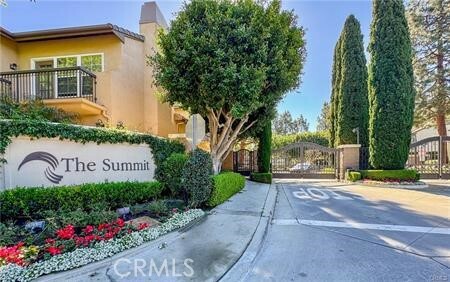 Property Photo: 4 Auvergne CA 92657