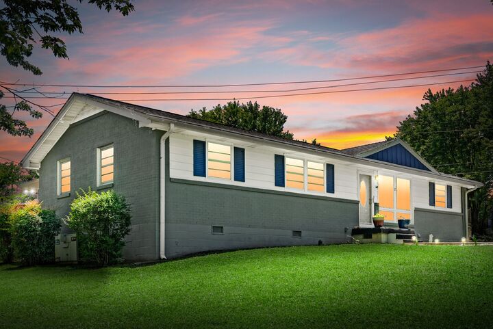 303 Hilldale Ln  Clarksville TN 37043 photo