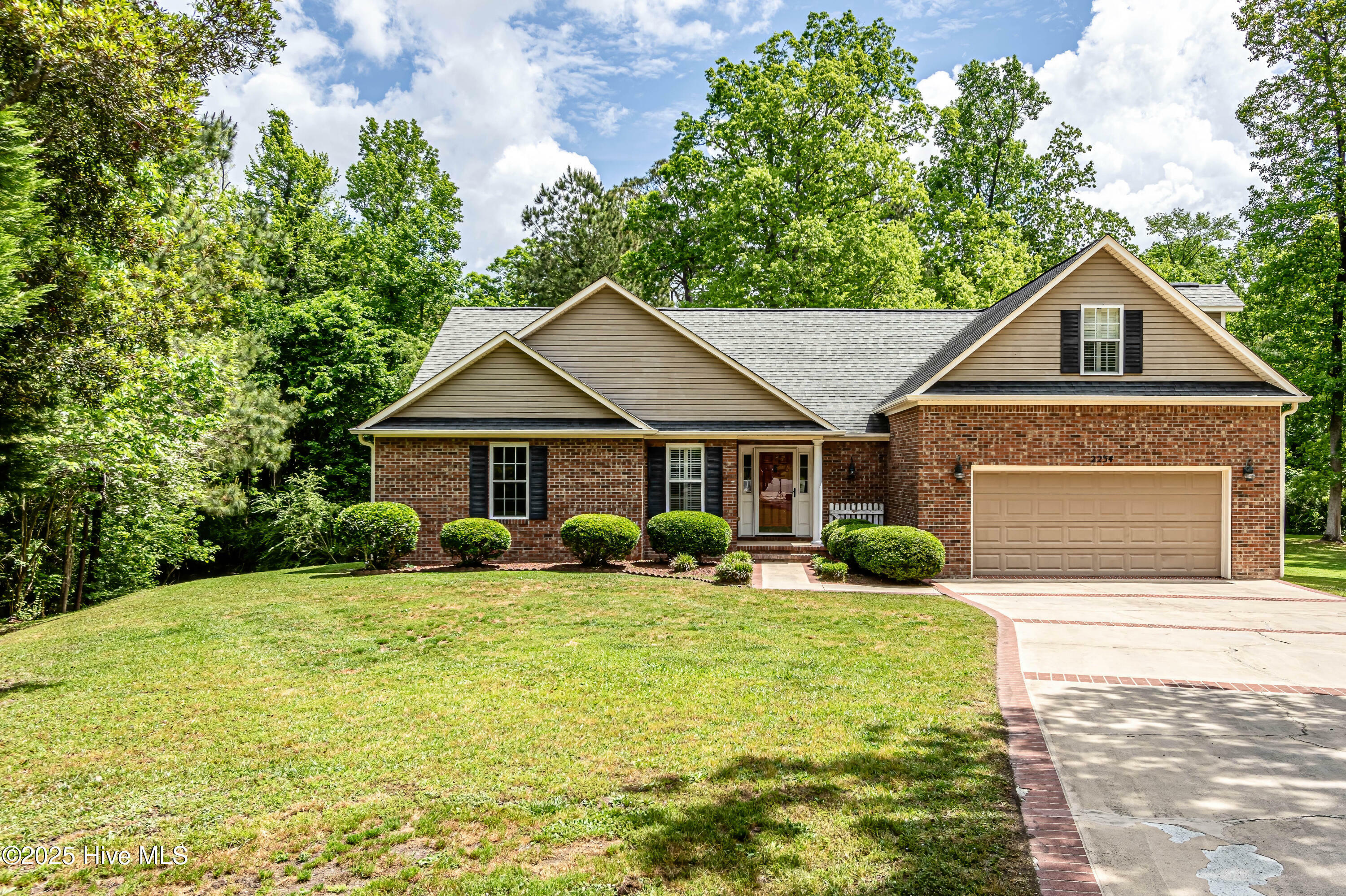 Property Photo: 2234 Greenwood Court NC 28546