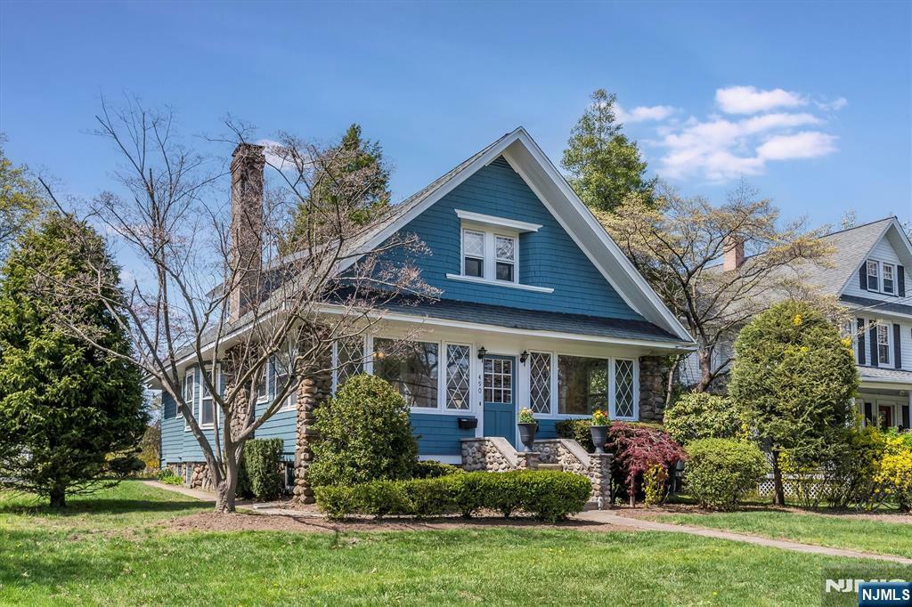 490 Maple Avenue  Glen Rock NJ 07452 photo