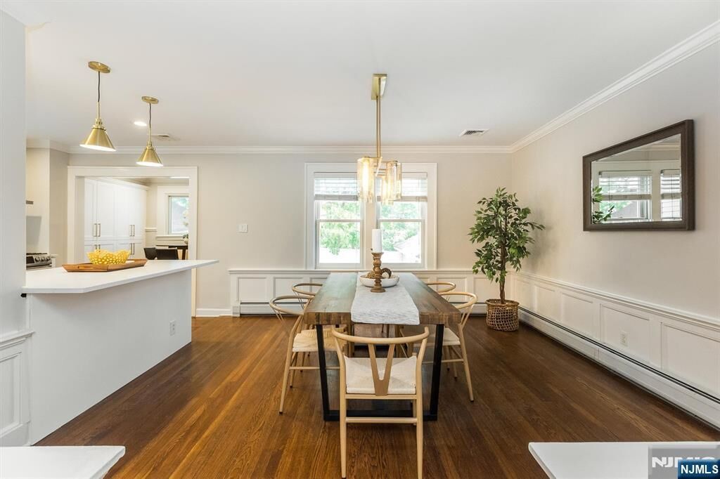 Property Photo:  91 Yantecaw Avenue  NJ 07028 