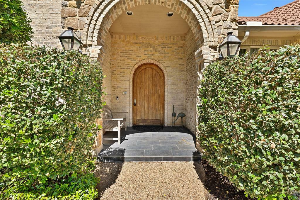 Property Photo: 1 Hamper Court TX 76262