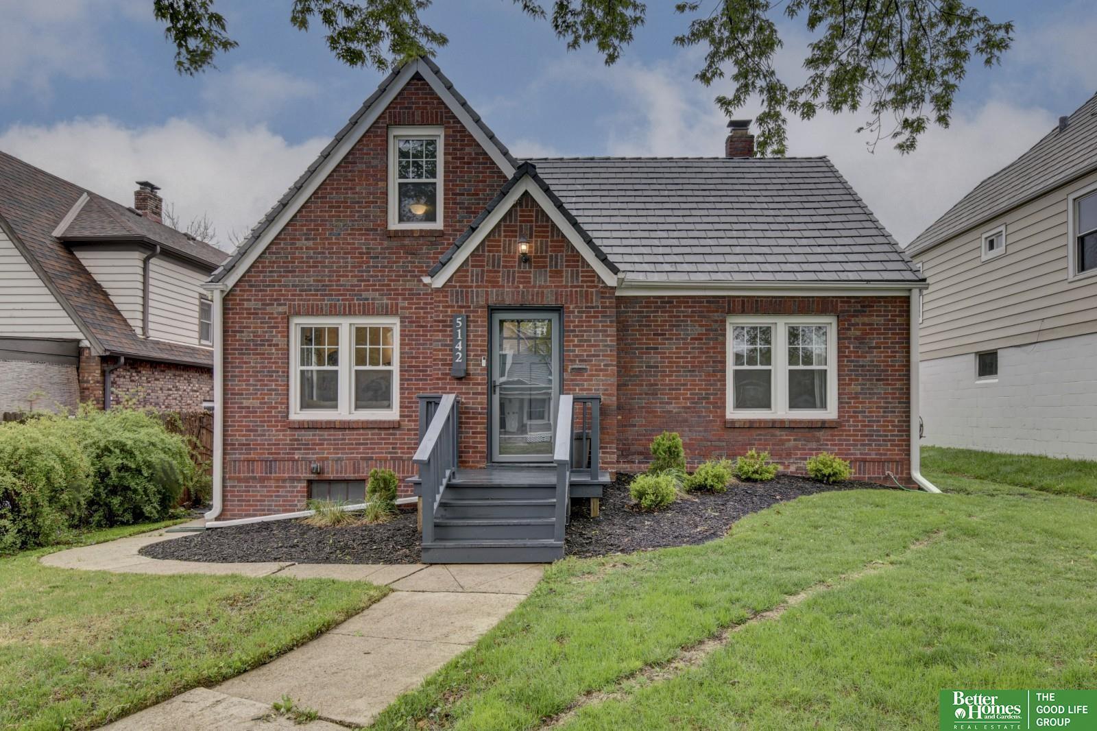 Property Photo: 5142 Emmet Street NE 68104-9999