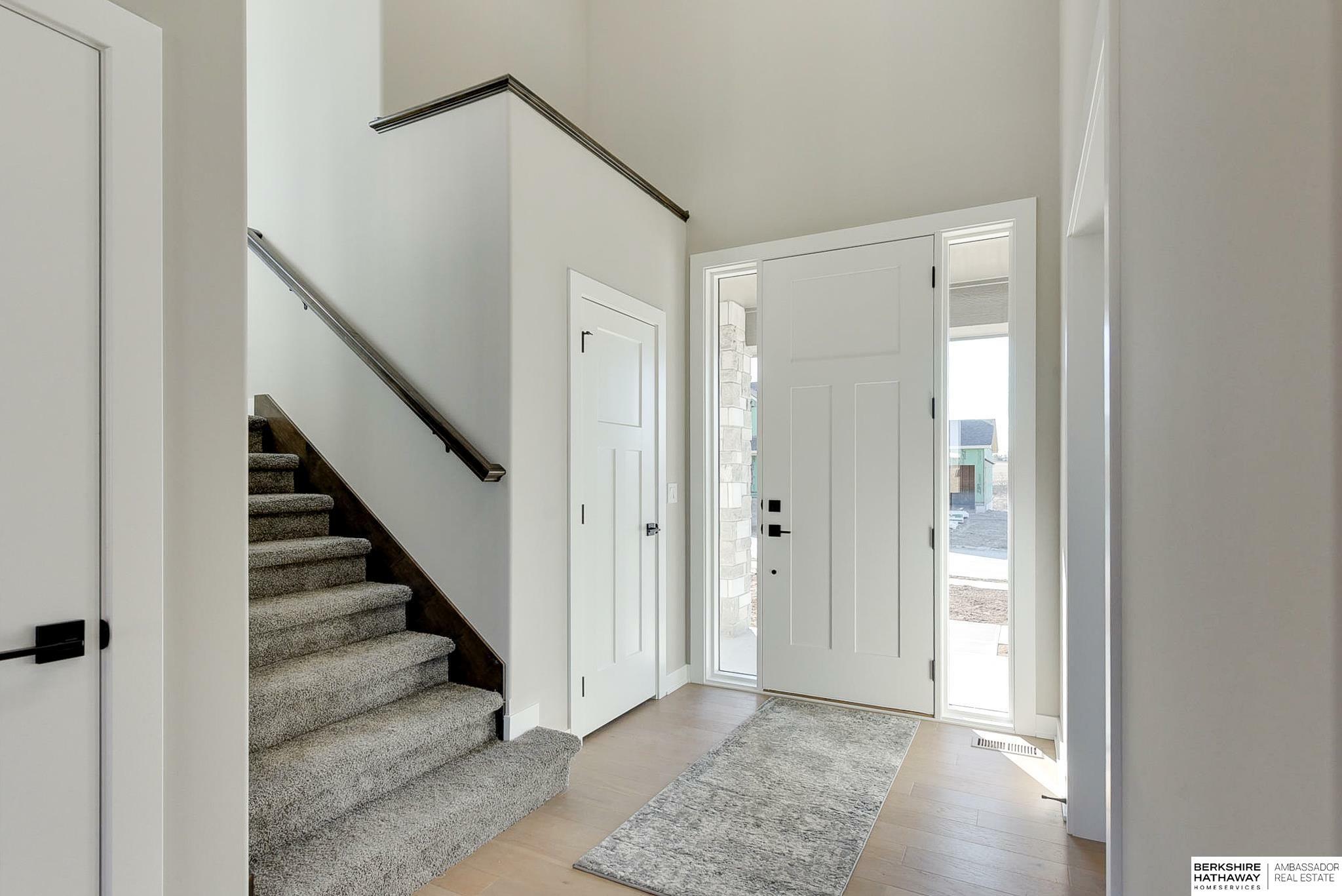 Property Photo: 21722 Parkview Drive NE 68028