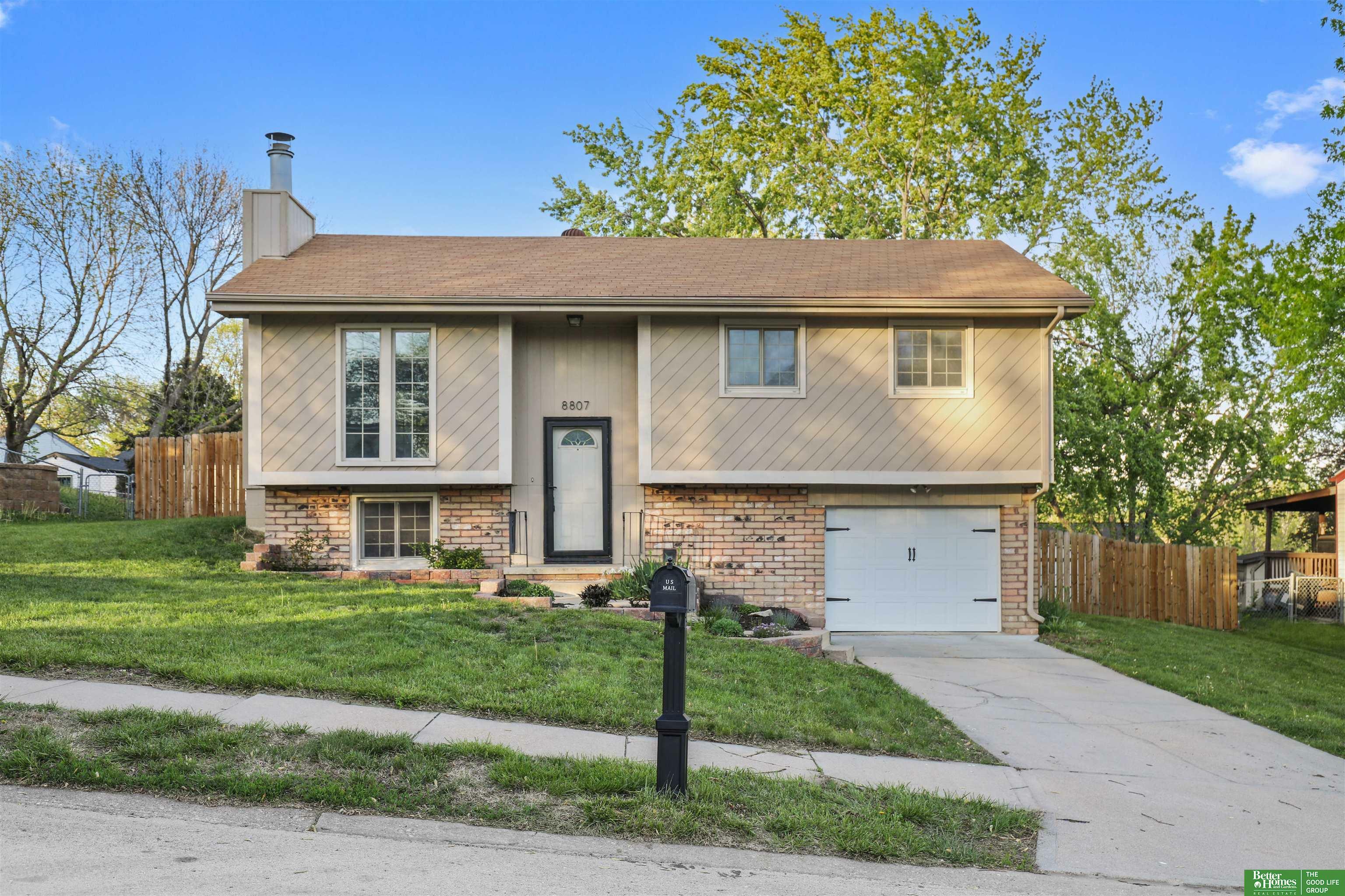 Property Photo: 8807 S 143 Street NE 68138