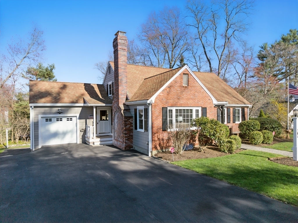 Property Photo: 108 Pine Ridge Rd MA 01867