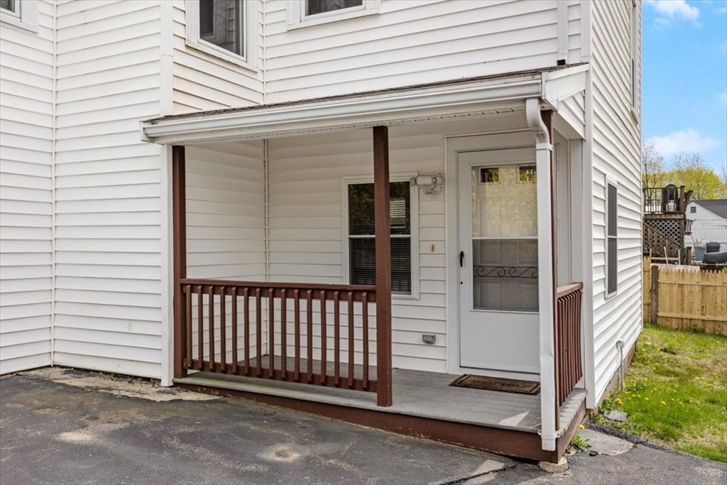 Property Photo: 1067-1069 Front 4 MA 02190