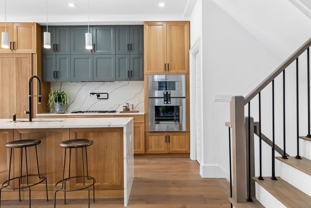 Property Photo:  43 Wendell Street 0  MA 02138 