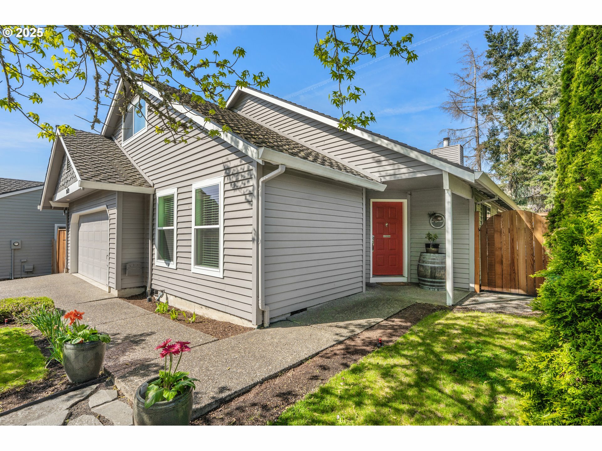 Property Photo: 10659 SW 127th Ct OR 97223