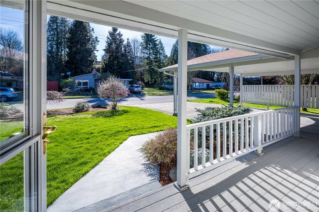 Property Photo: 1007 E 4th Street WA 98223