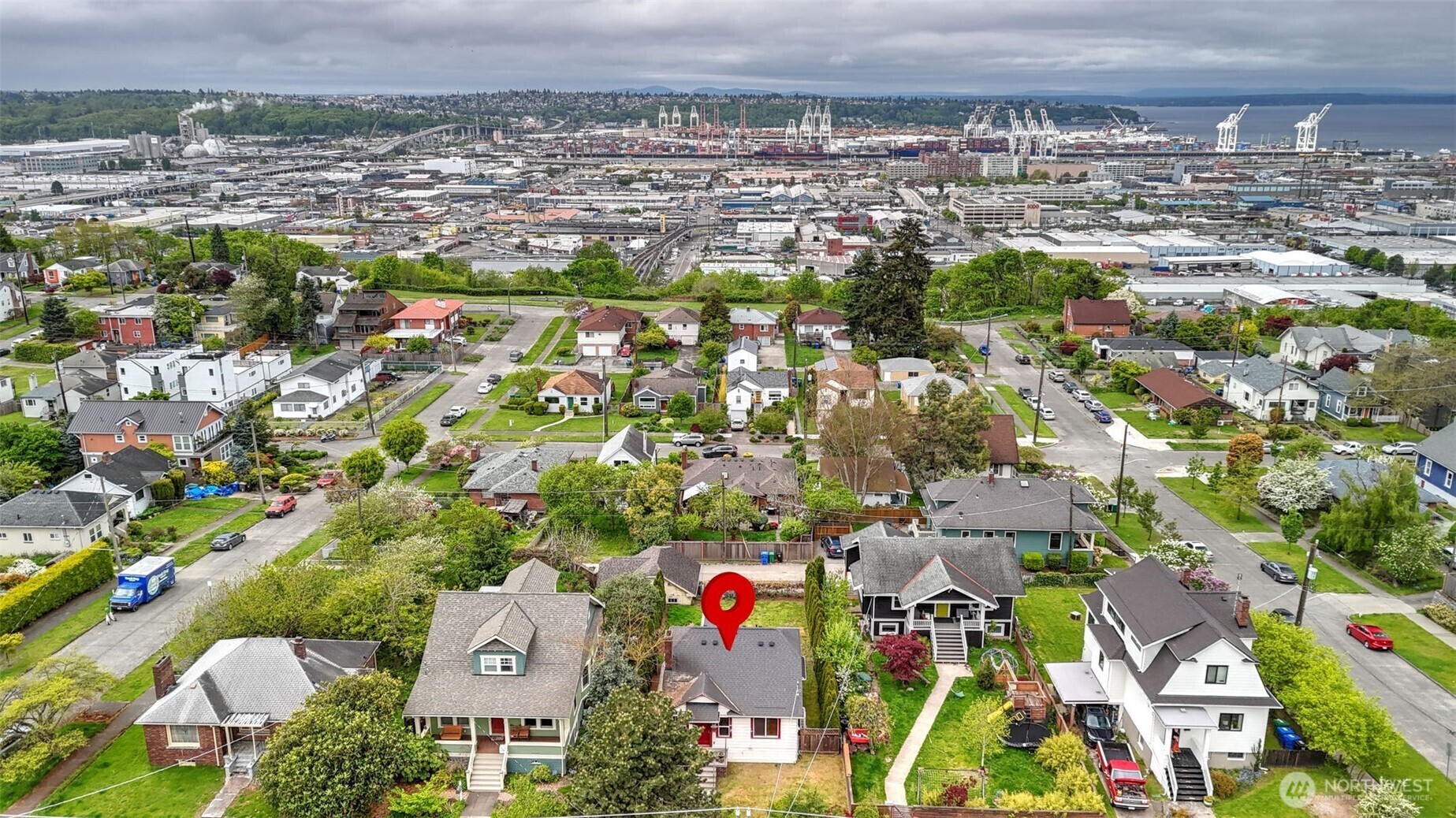 Property Photo: 2811 14th Avenue S WA 98144