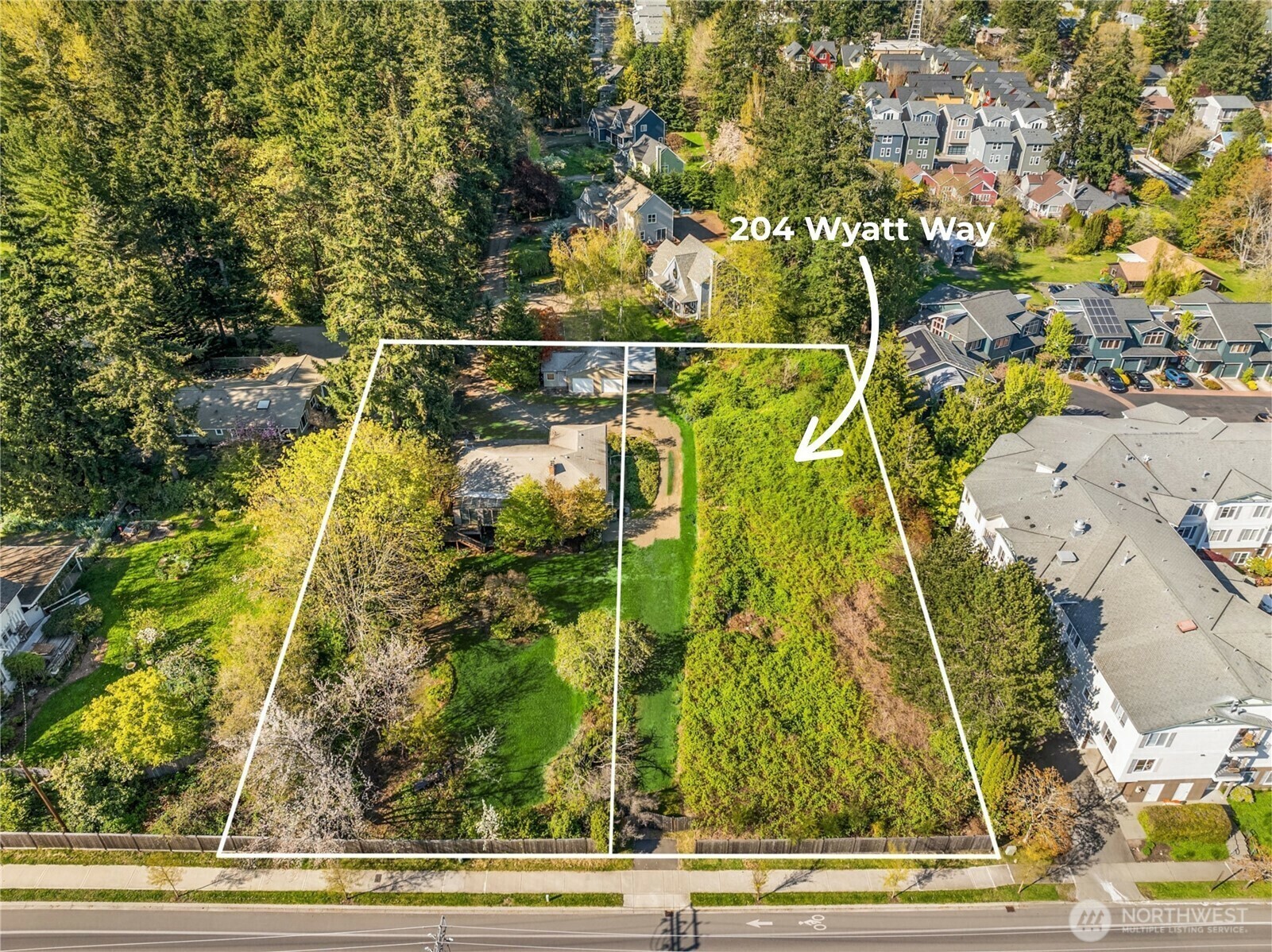 Property Photo:  204  Wyatt Way NW  WA 98110 