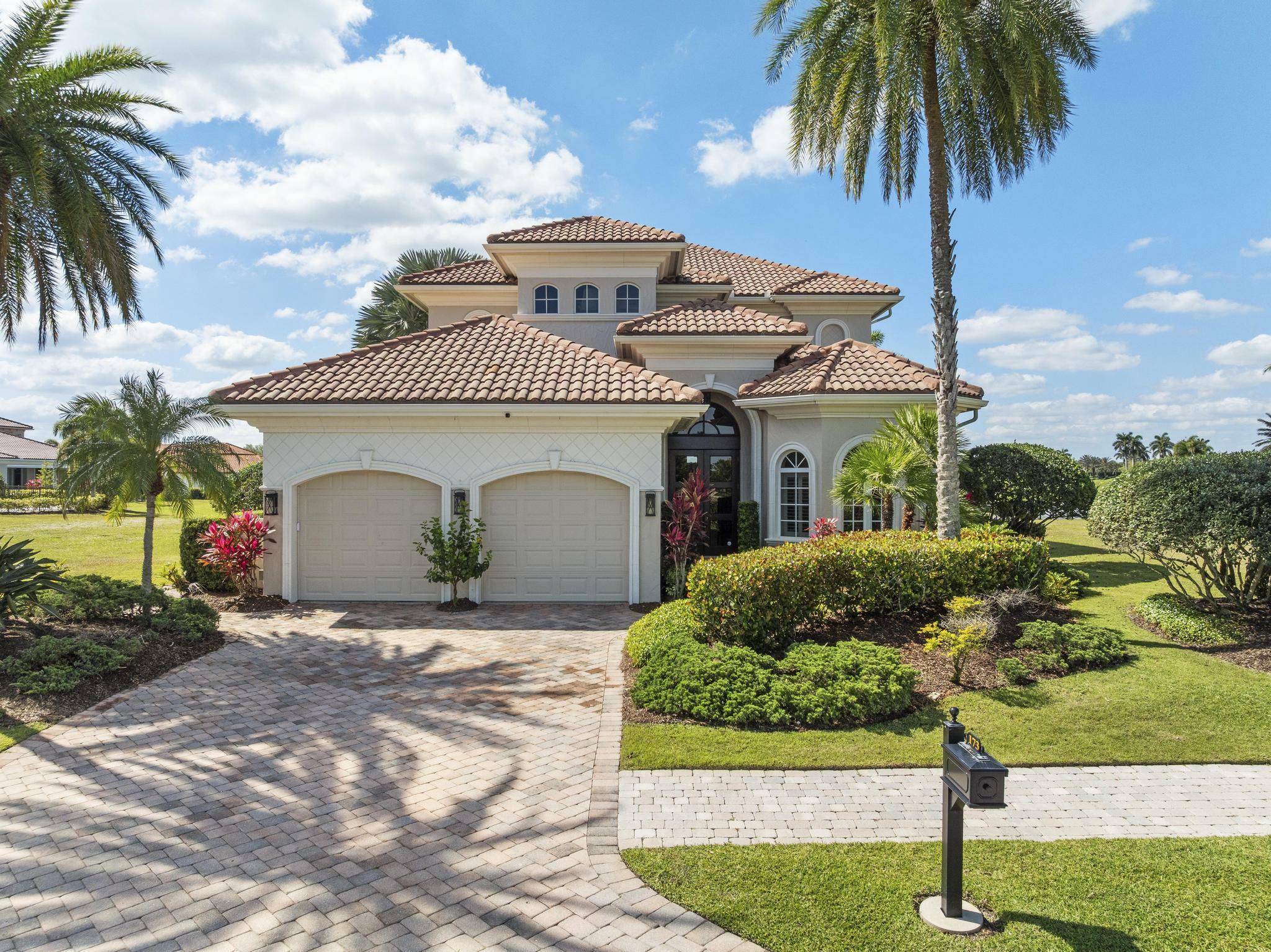 Property Photo: 173 SE Rio Angelica FL 34984