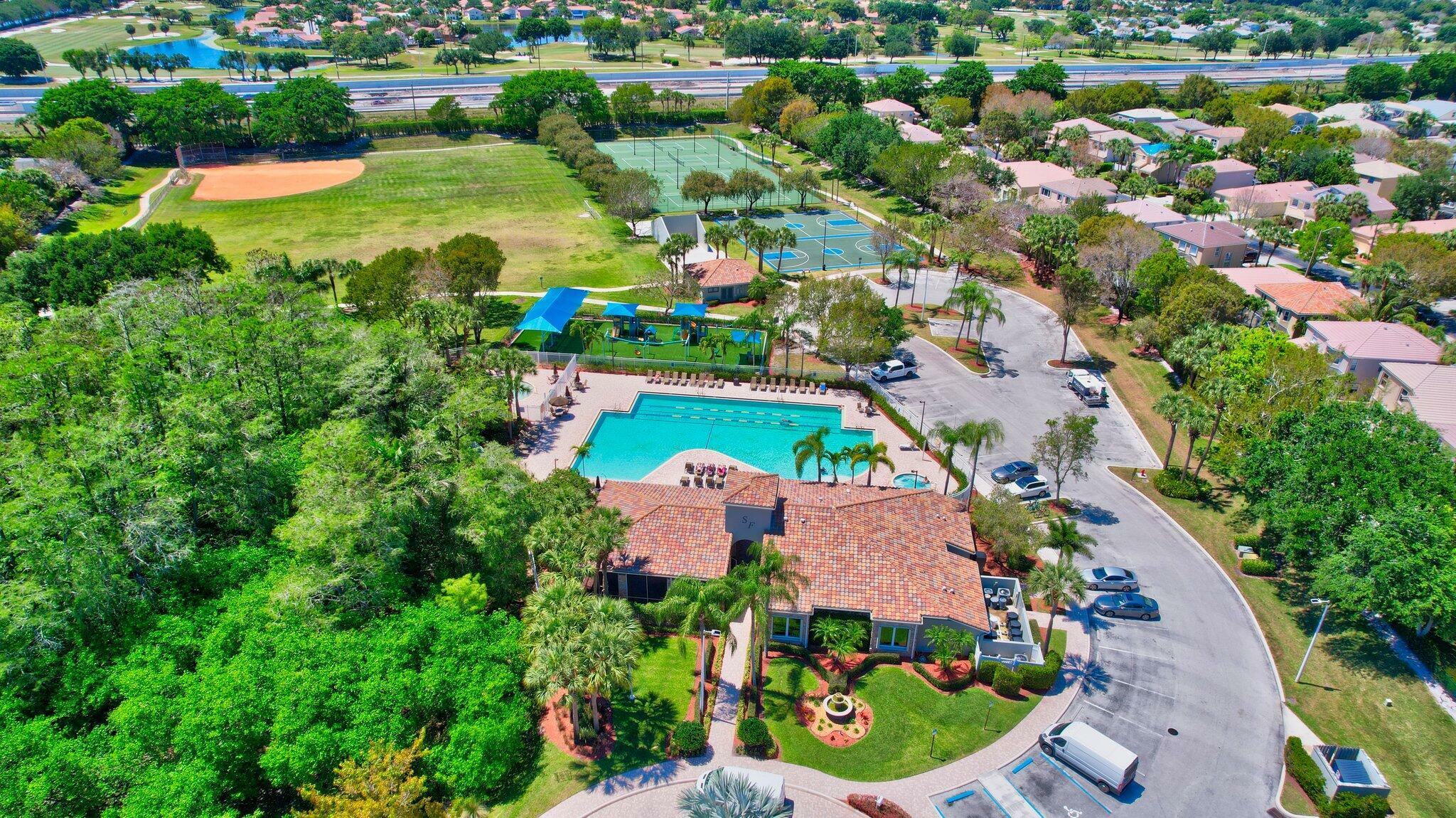 Property Photo: 6584 Marbletree Lane FL 33467