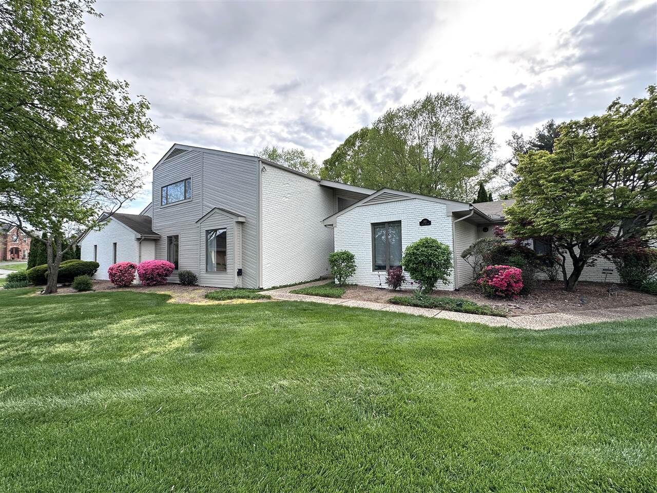 Property Photo: 1611 Bent Tree Avenue KY 42103