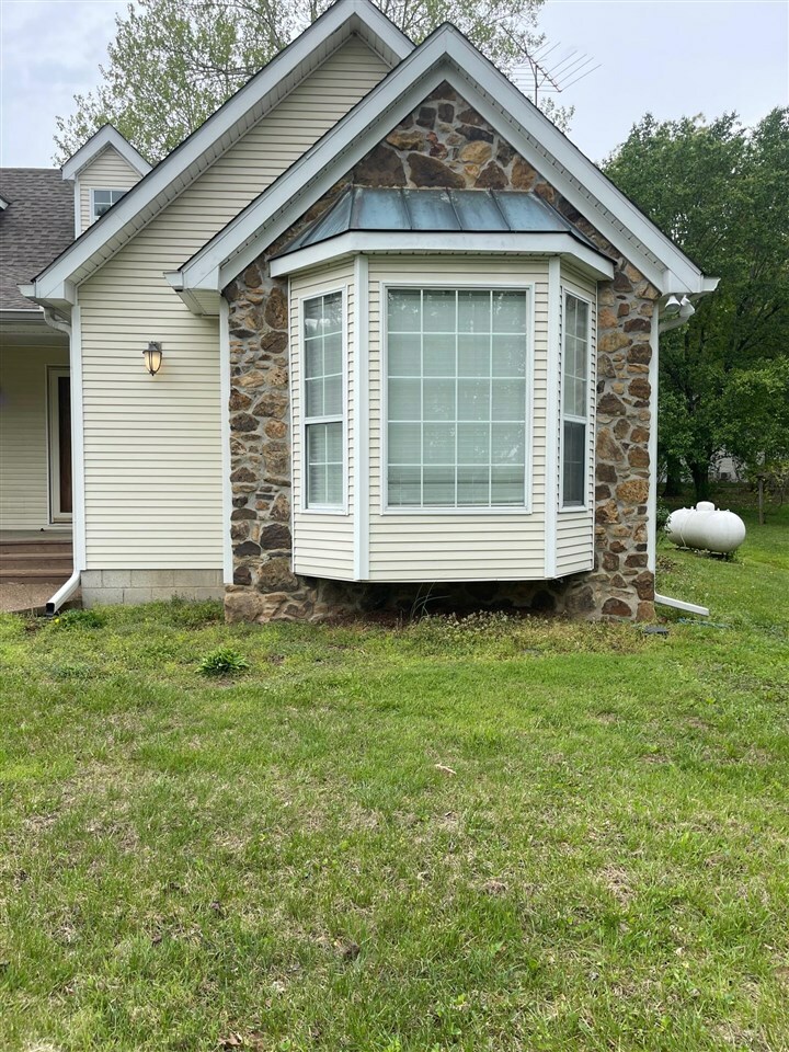Property Photo: 457 W Villa Drive KY 42101