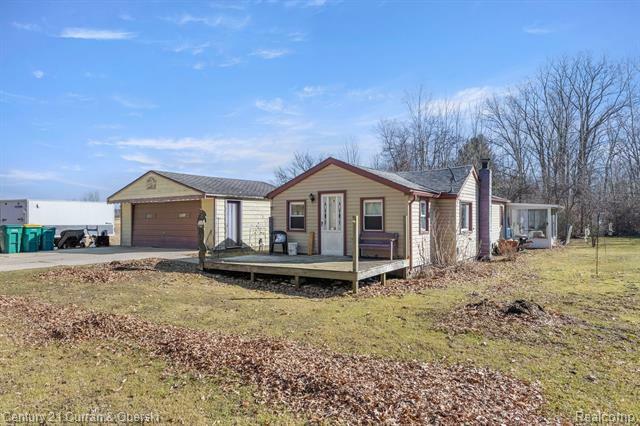 Property Photo: 17465 Sylvia Avenue MI 48174