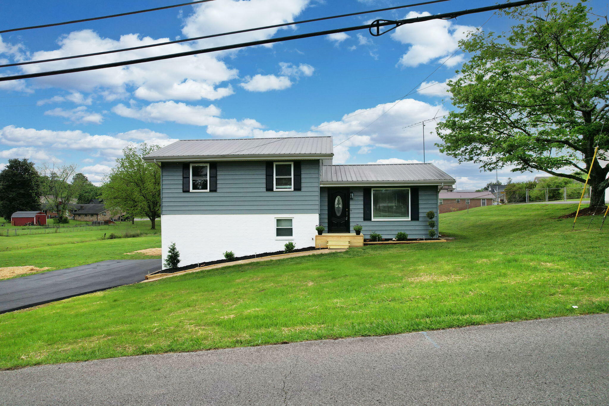 Property Photo: 1680 Rolling Brook Drive NE TN 37323