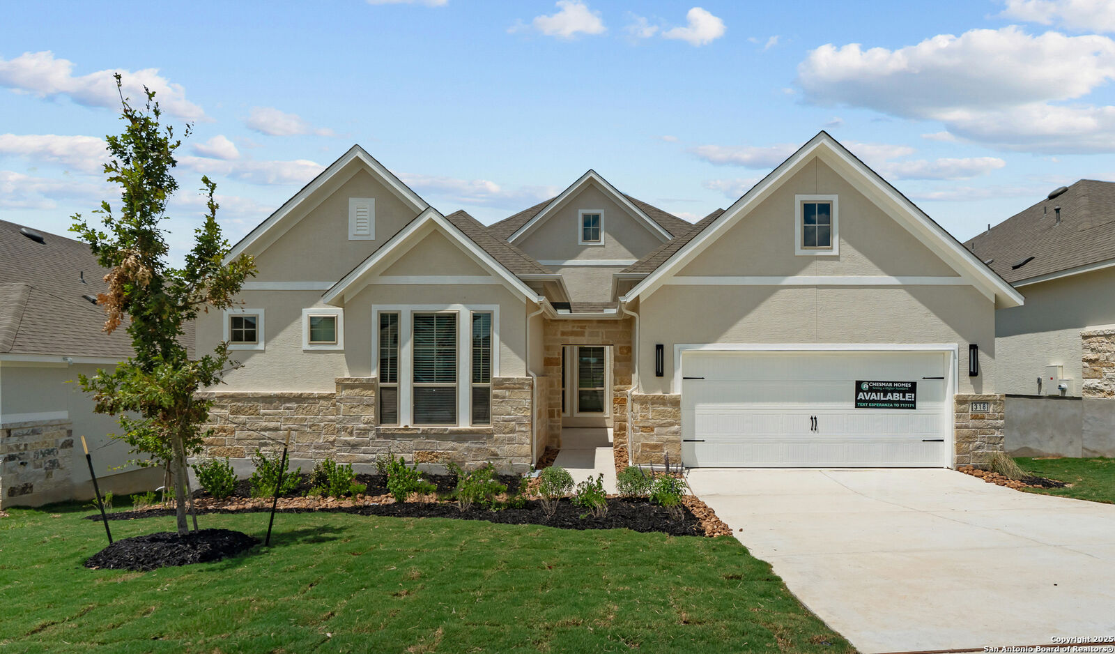 Property Photo: 318 Vamanos TX 78006