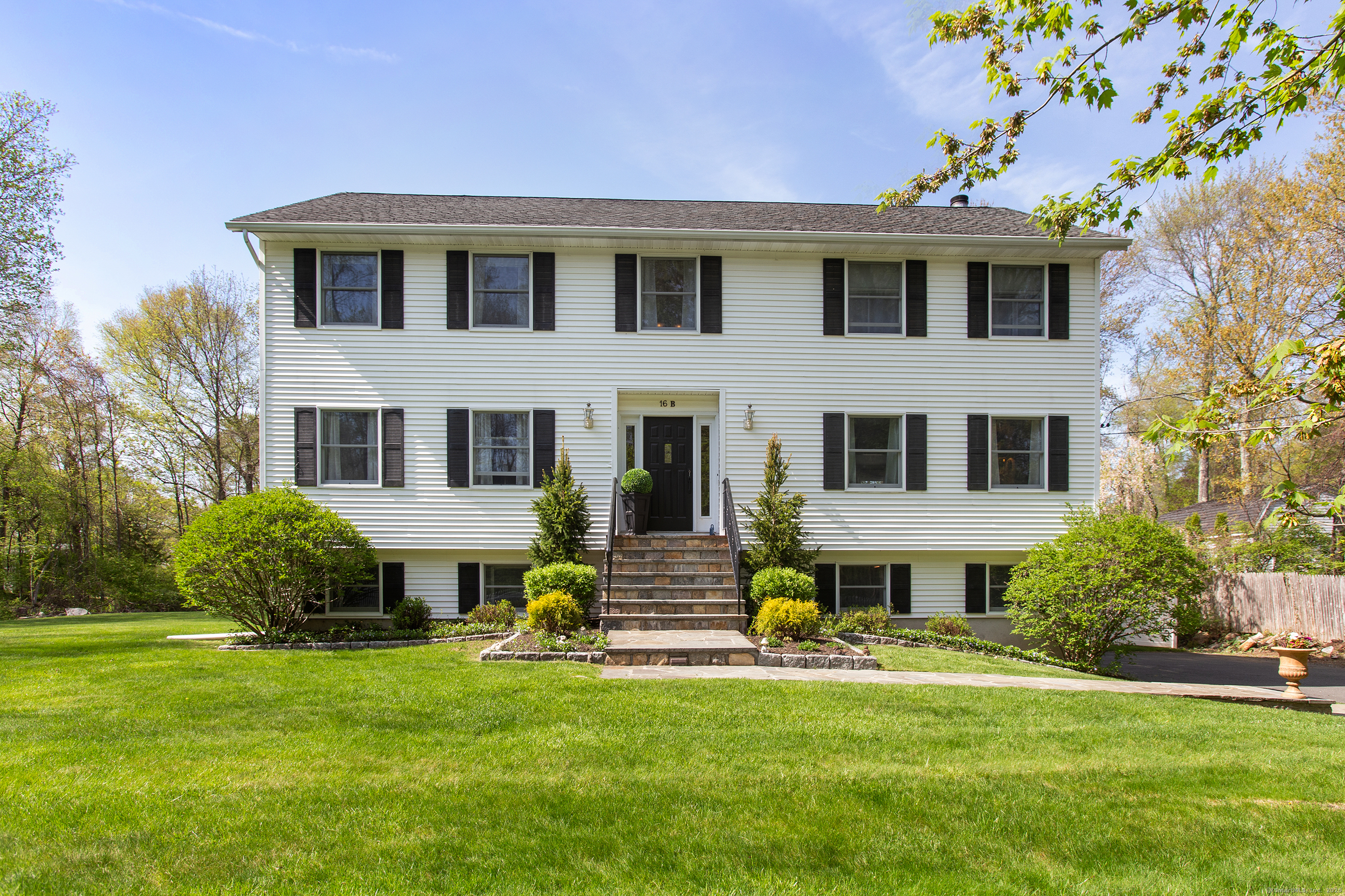 Property Photo: 16B Westview Trail CT 06812