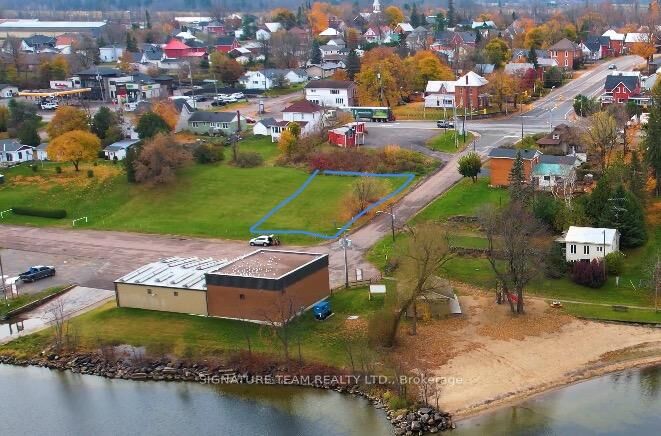 Lot 1 Bonnechere Street — photo 1