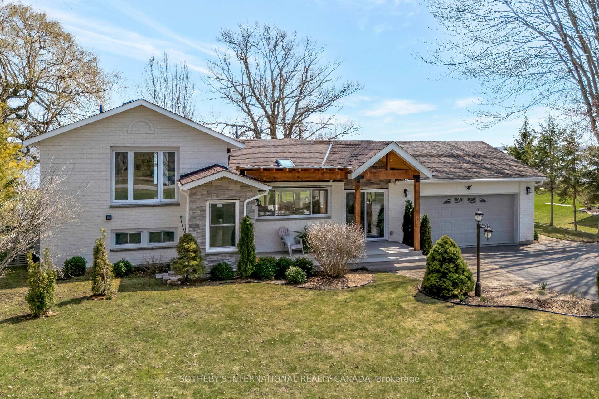 Property Photo: 596 Hiscock Shores Road ON K0K 1L0