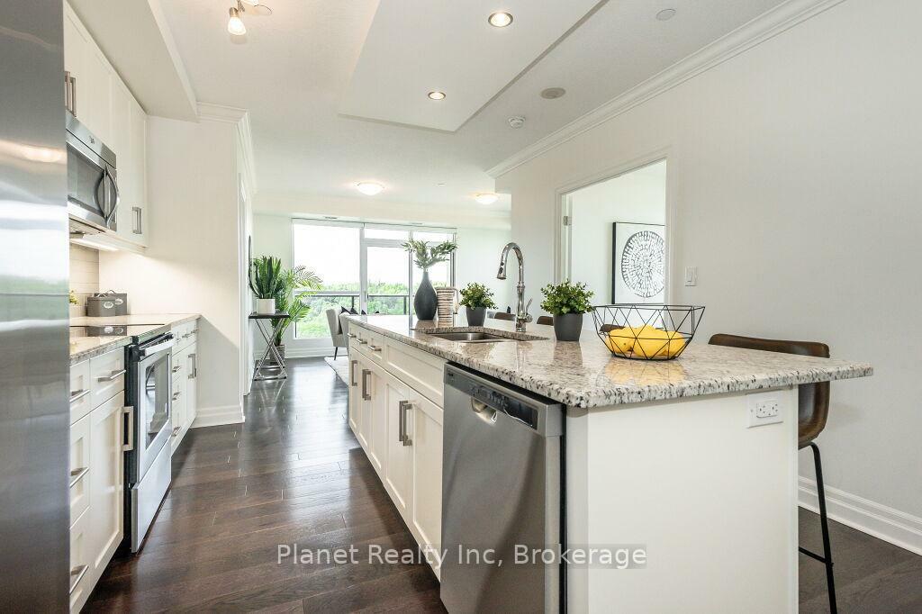 Property Photo: 150 Wellington Street E 1304 ON N1H 0B5