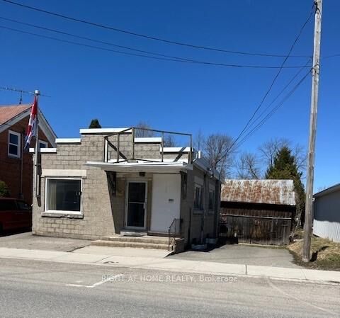 Property Photo: 8 Main Street N ON K0G 1E0