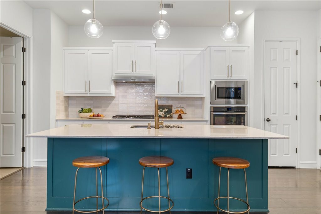 5305 Allamanda Drive  Austin TX 78739 photo